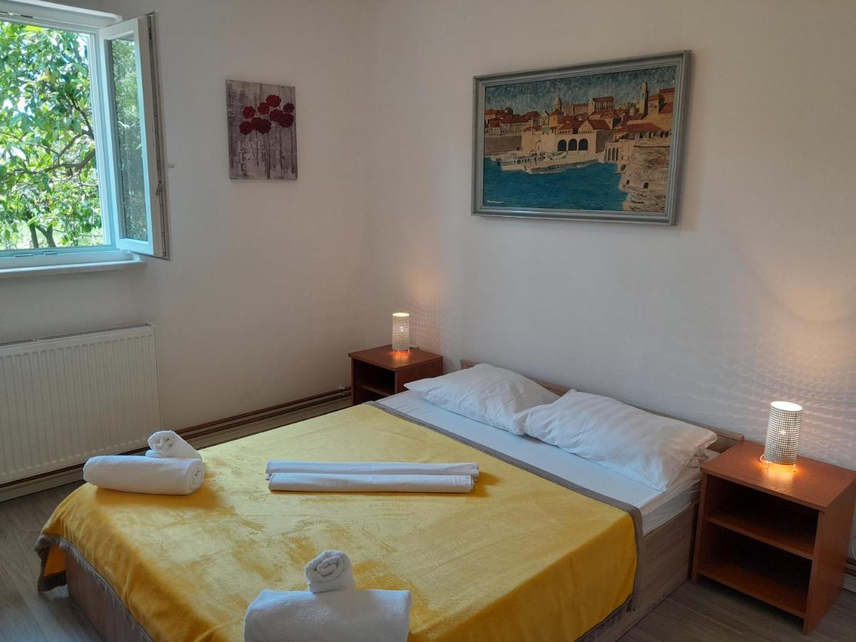 Apartmani Urlic Sreser Extérieur photo