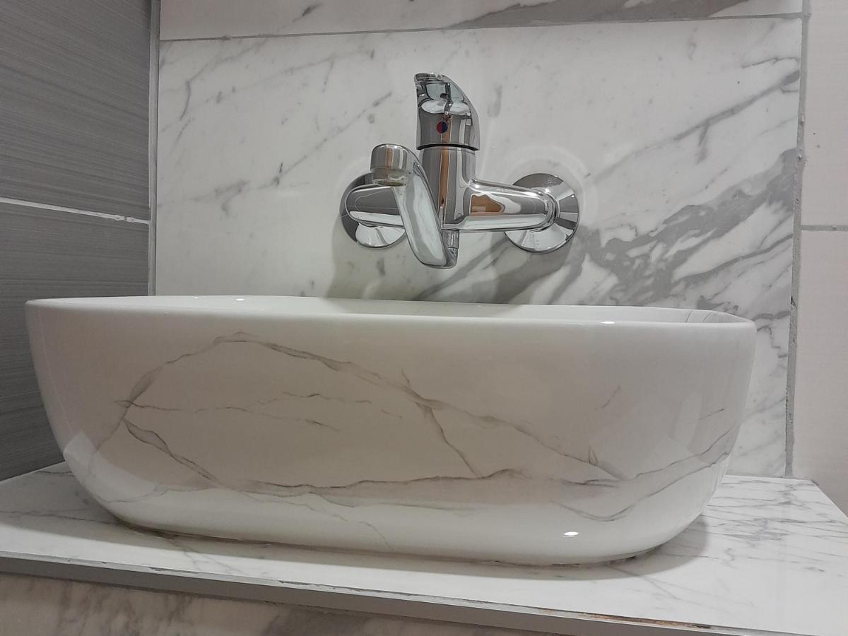 Apartmani Urlic Sreser Extérieur photo